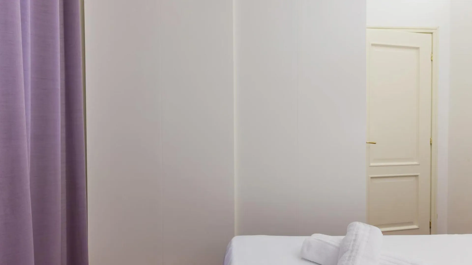 Sanzio City Escape - 15Min From Duomo Apartment Milan
